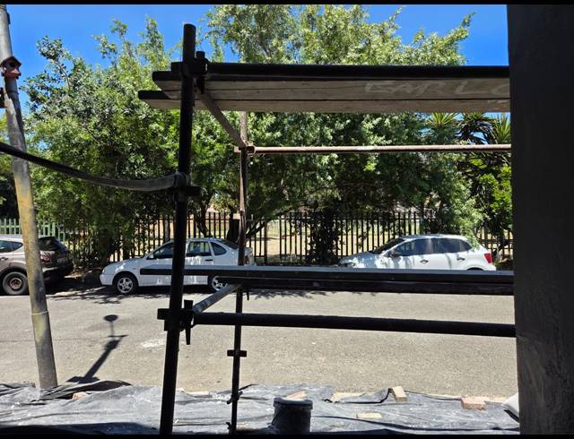 Business property to rent in SALT RIVER